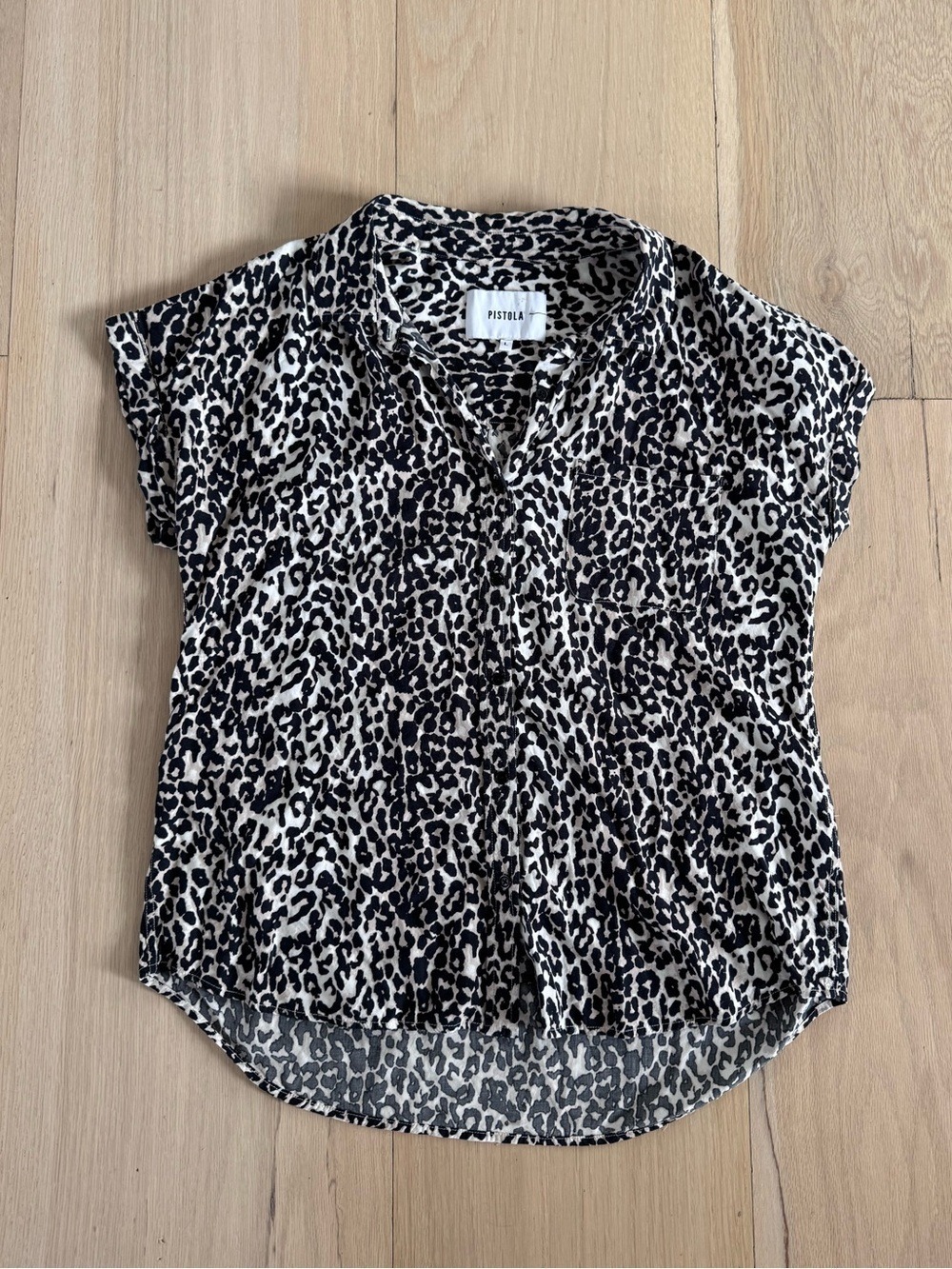 Pistola Black And White Leopard Print Button Down Shirt Size Large